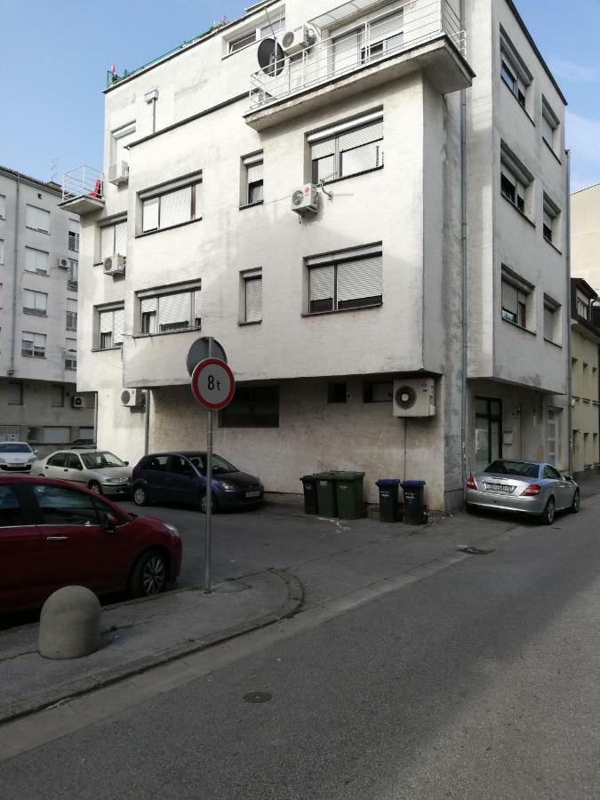 Studio Apartman Tirkiz Zagreb Extérieur photo
